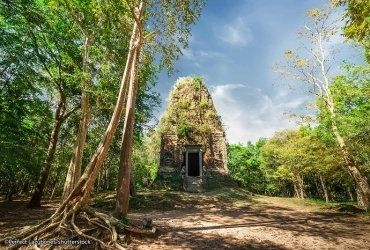 Kampong Thom - Siem Reap (B, L)