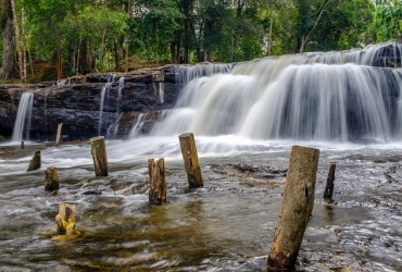 Siem Reap – Phnom Kulen – Nuit dans la tente (B, L, D)