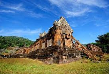 Paksong – Wat Phou – Champasak (B, L, D)