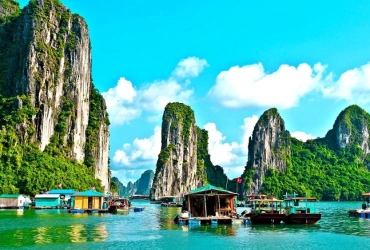 Baia di Ha Long - Ninh Binh (B, L)