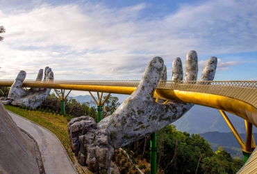 Hoian - Collina di Ba Na- Ponte d'oro (B, L)