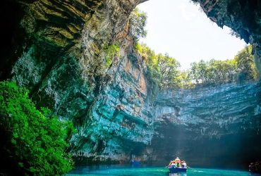 Tan Ky - Grotta di Phong Nha (B, L) ~ 280 km