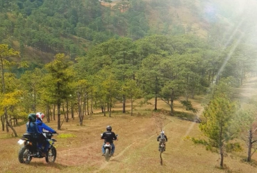 Buon Ma Thuot - Lago Lak - Dalat (B) ~200 km