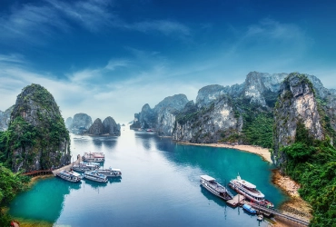 Halong - Hanoi (B, L)