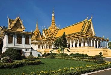 Phnom Penh - Corso di cucina - Visita al mercato e al museo (B, L)