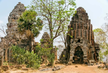 Siem Reap - Battambang - Visita del Wat Ek Phnom (B)