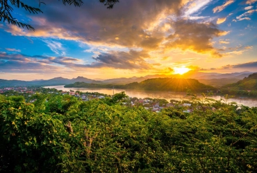 Tour della città di Luang Prabang con esplorazione dello stile di vita locale