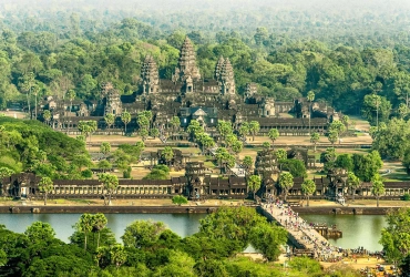 Angkor Wat - Phnom Bakheng