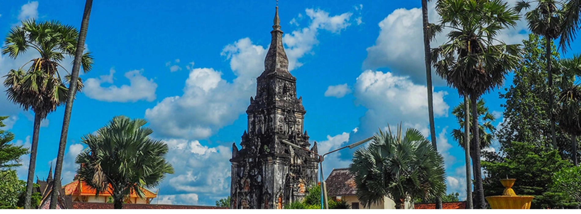 Stupa di That Ing Hang