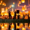 La notte delle lanterne Loy Krathong in Thailandia