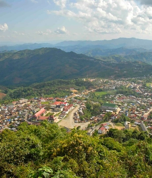 Esplorando Villaggi Tribali con viaggio breve a Phongsaly di 2 giorni