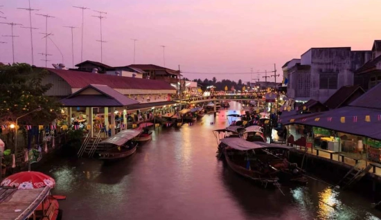 2 giorni tour dei mercati e dei templi della Thailandia