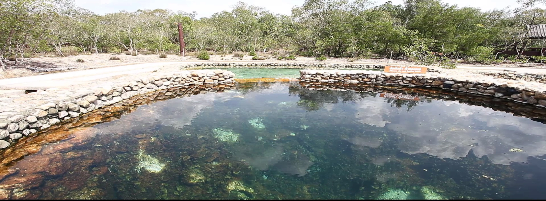 Le sorgenti termali di Khlong Thom