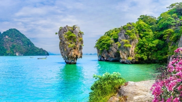 Baia di Phang Nga: un paese delle meraviglie calcareo