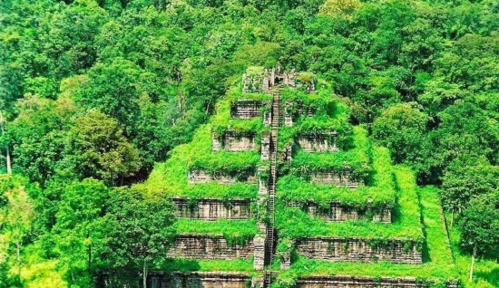 Viaggio nel cuore del Cambogia 2 giorni - Avventura nei templi di Koh Ker