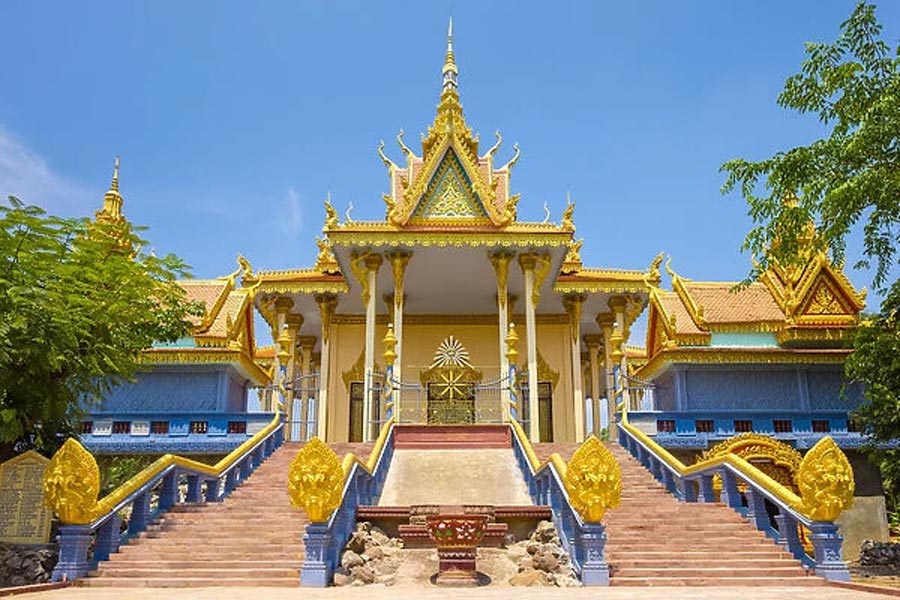 Wat Somrong Knong - Guida di viaggio- Attrazione in Cambogia 