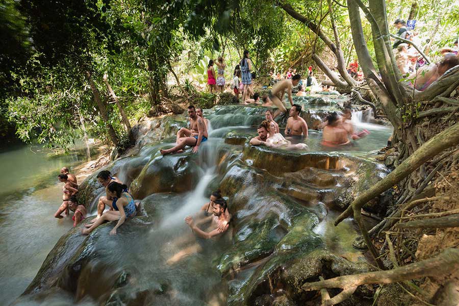 Bagni nelle sorgenti termali