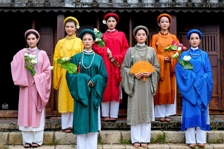 Ao dai - Costume tradizione del Vietnam