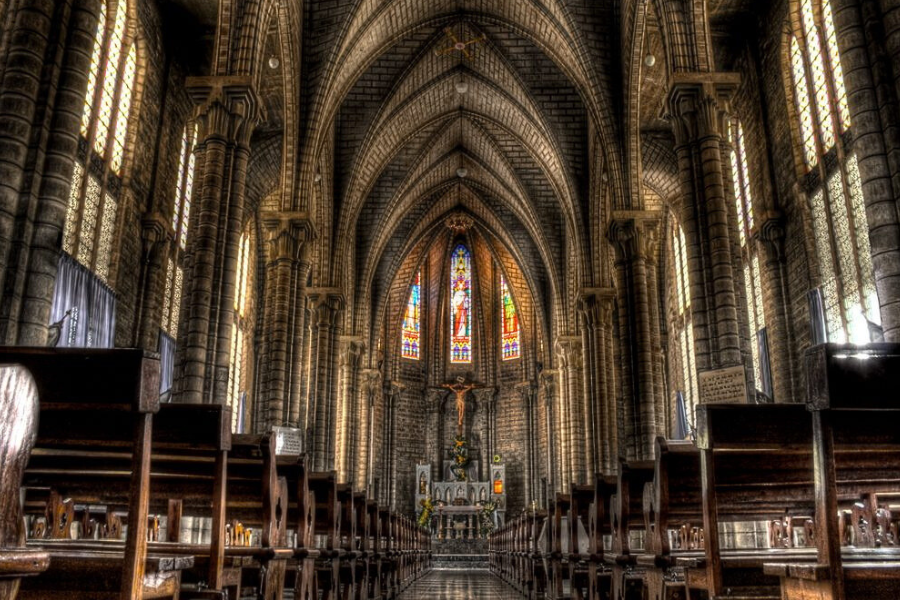 Chiesa in pietra di Sapa - Guida di viaggio - Attrazione in VietNam