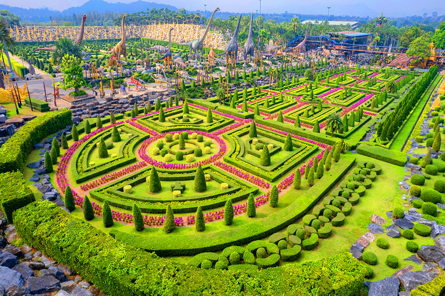 Il panoramico paesaggio del Giardino Francese