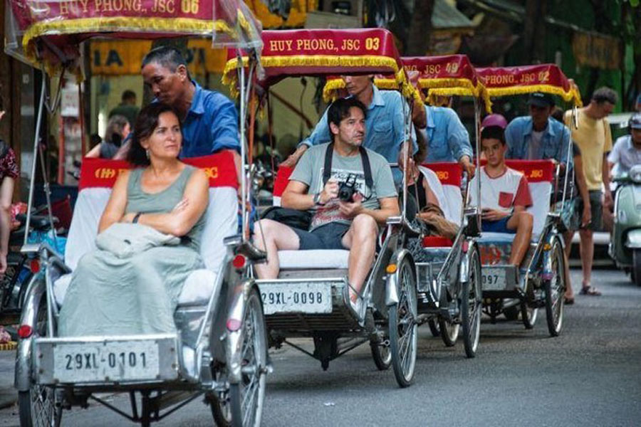 Guarda le strade Ha Noi con i ciclo