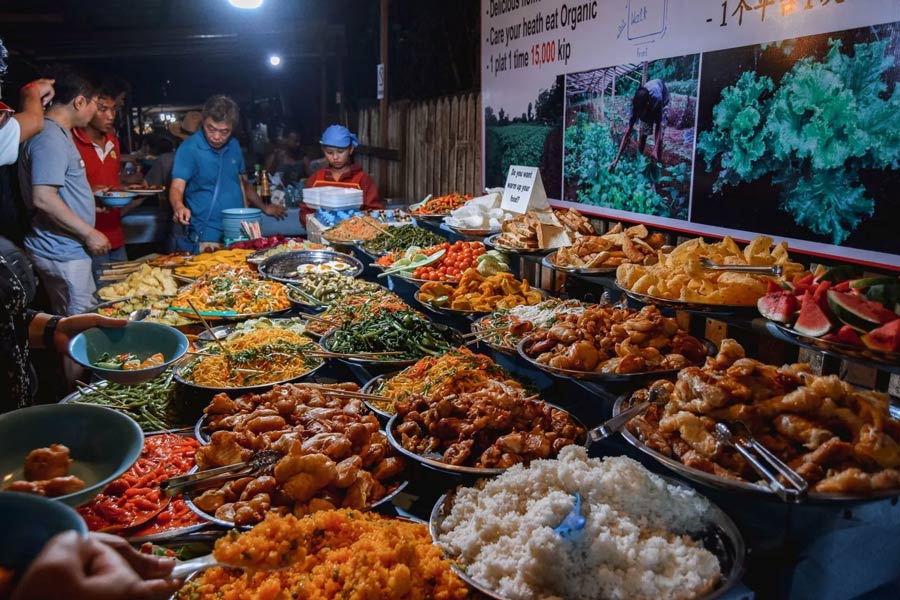 Mercato notturno e artigianato di Luang Prabang