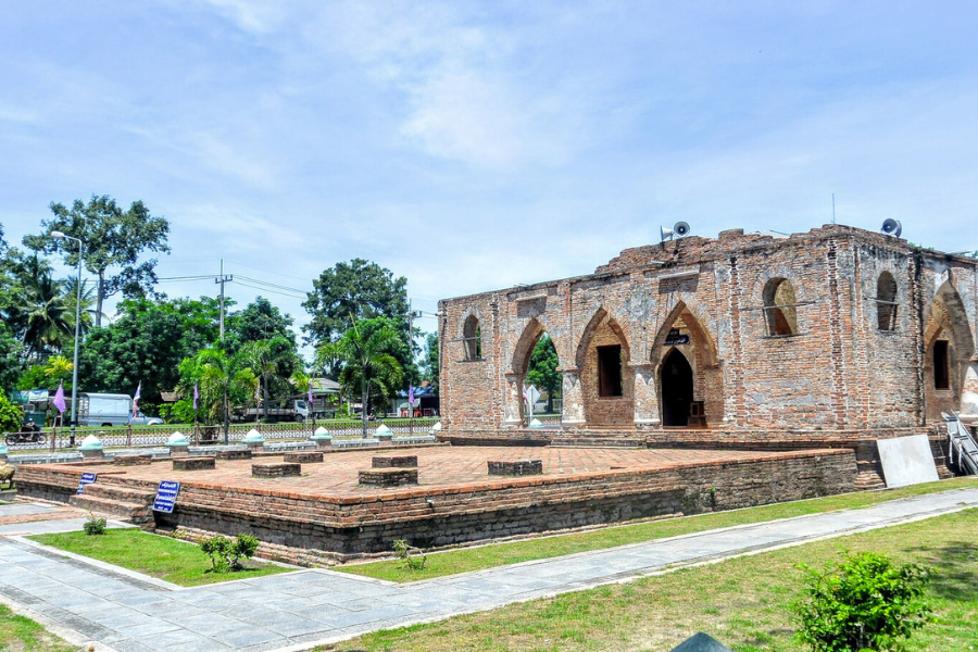  Moschea di Krue Se - Guida di viaggio - Attrazione in Thailandia