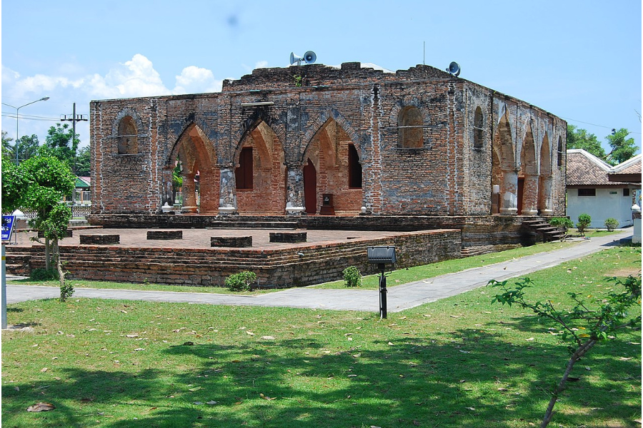  Moschea di Krue Se - Guida di viaggio - Attrazione in Thailandia