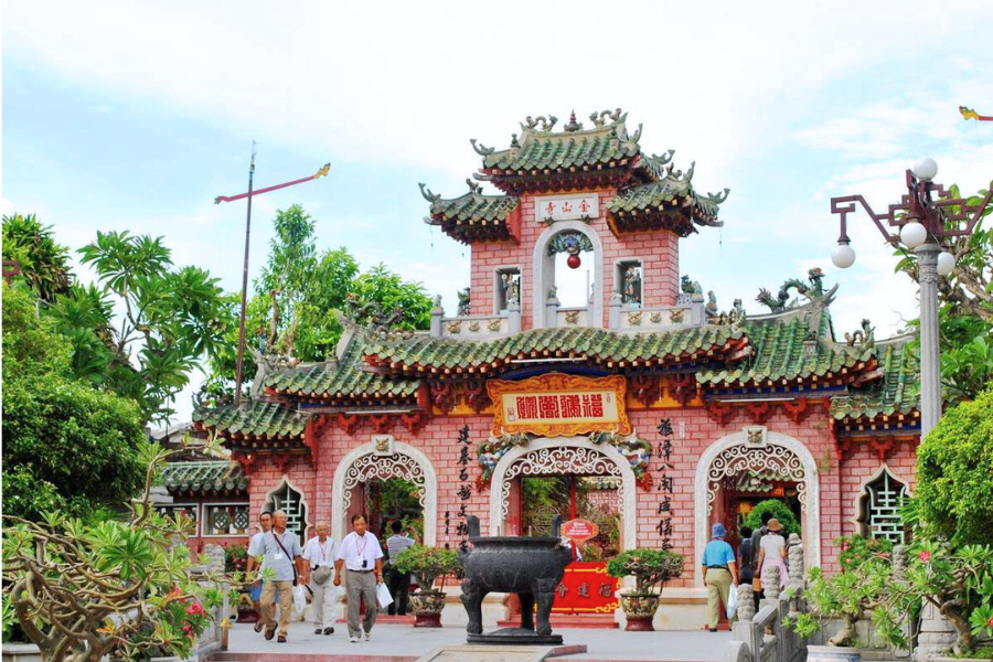 Pagoda di Phuoc Kien - Guida di viaggio - Attrazione in Vietnam