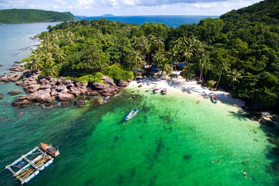 Spiaggia bellissima nel sud in Vietnam