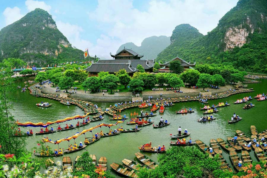 Trang An a Ninh Binh, viaggio alla scoperta del Vietnam