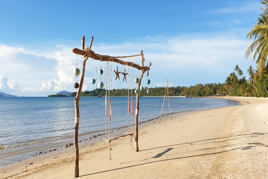 Ao Suan Yai - la spiaggia più popolare di Koh Mak