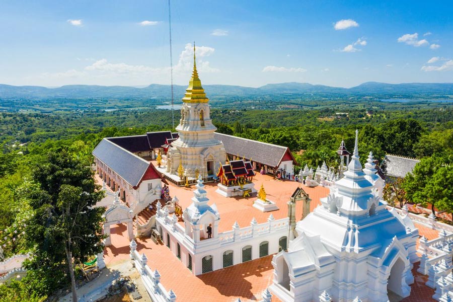 Panoramica di Wat Phra That Chaiyaphum