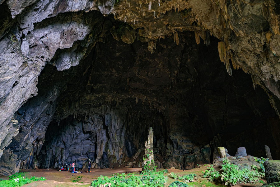 Esplorare la grotta di Tu Lan a Quang Binh