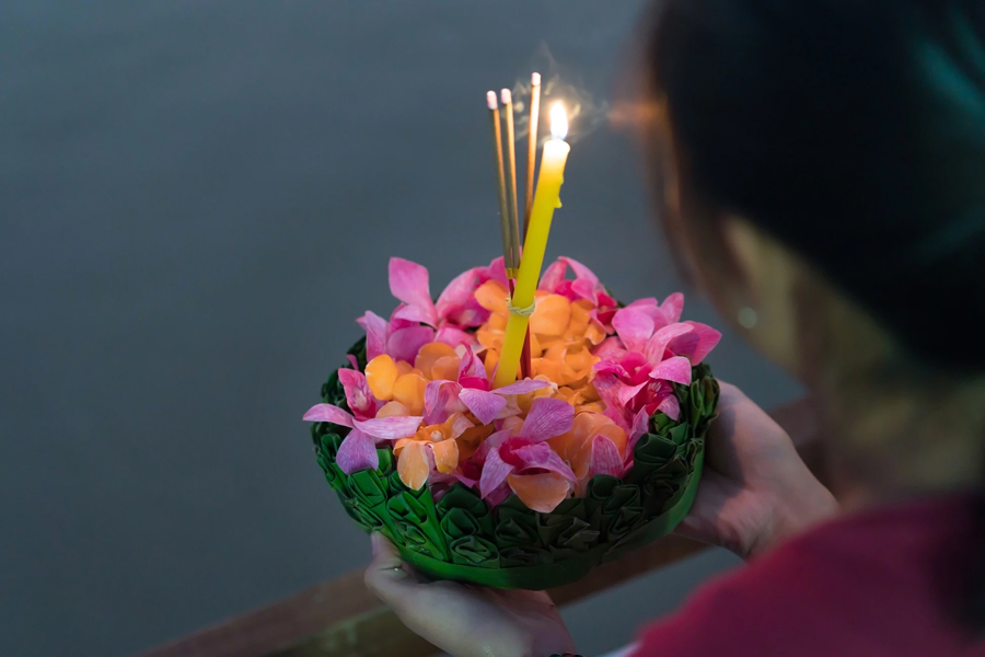 I krathong fatti a mano sono molto famosi