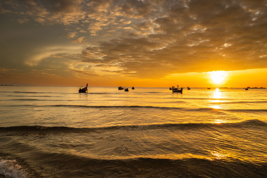 Ammirare la bellezza della spiaggia di Quynh