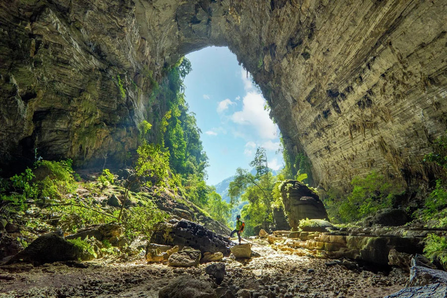 Esplorare la grotta di Tu Lan a Quang Binh