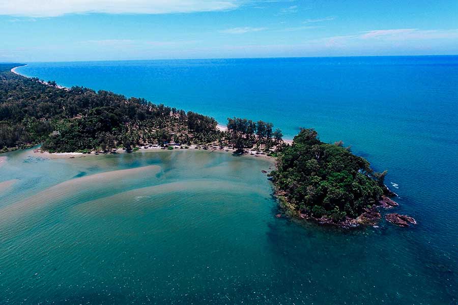 Un’isola tra savane e spiagge