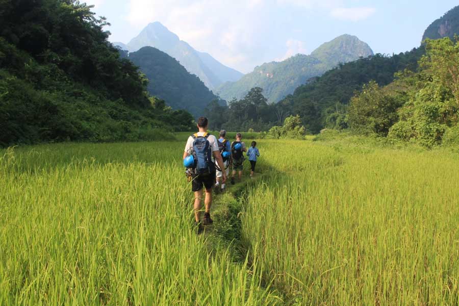 Esplora la vita rurale del Laos